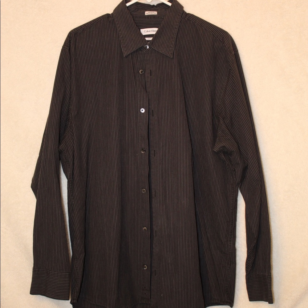 Men’s Calvin Klein dress shirt